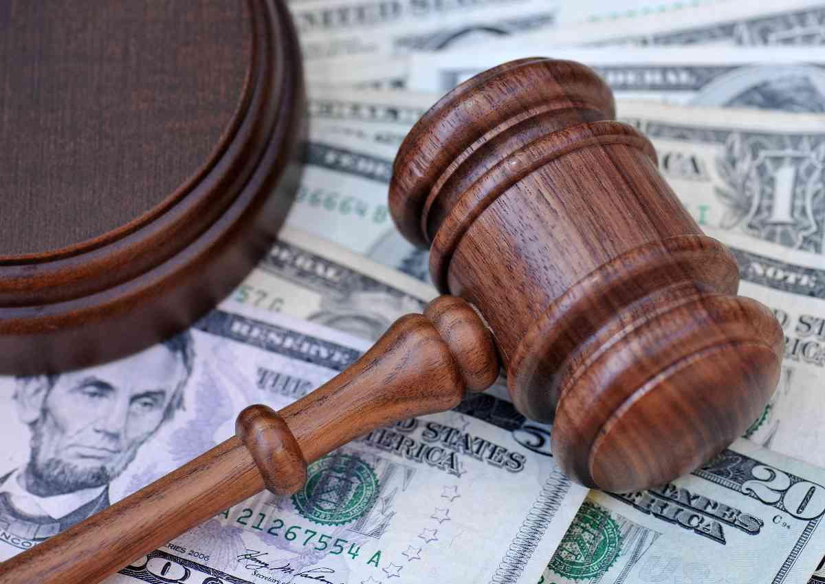 Find Potential Class Action Settlements with Claim Magic